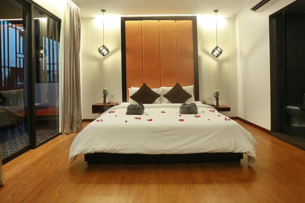 Central Corner Suite Siem Reap Buitenkant foto