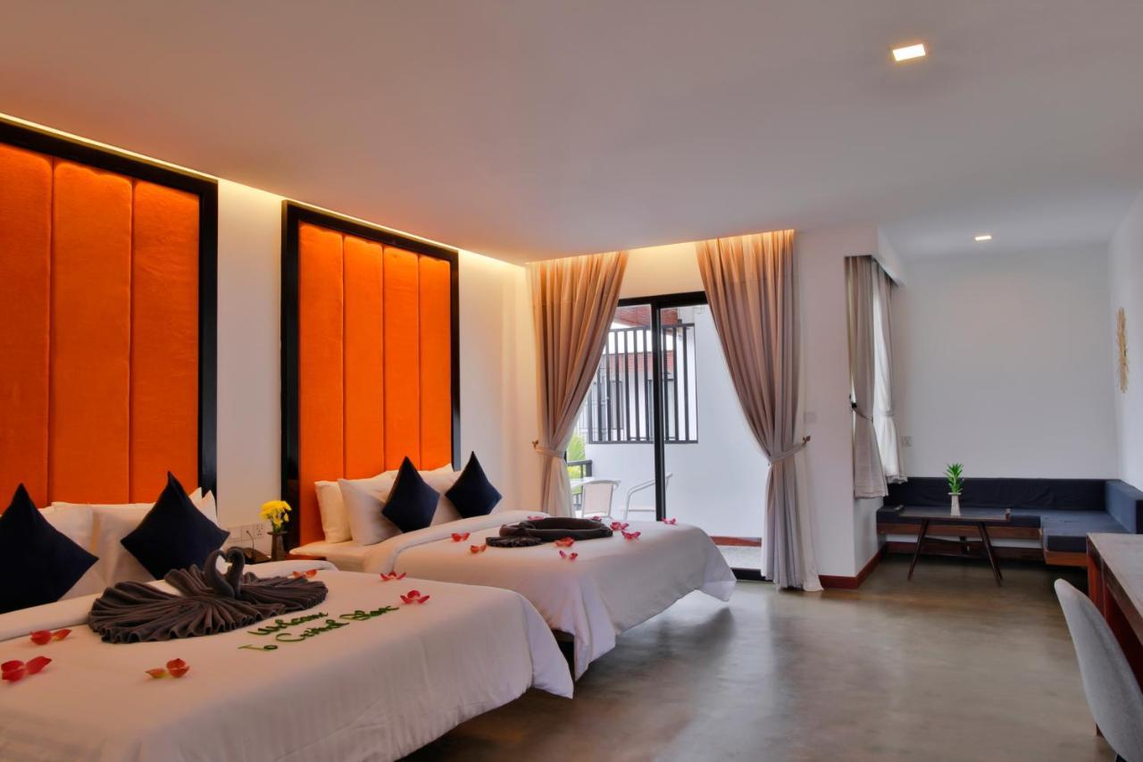 Central Corner Suite Siem Reap Buitenkant foto